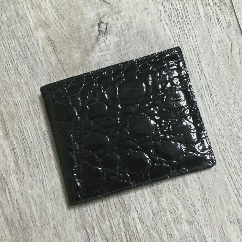 River Genuine Crocodile Skin Black Glossy Bifold ID Wallet Exotic Leather